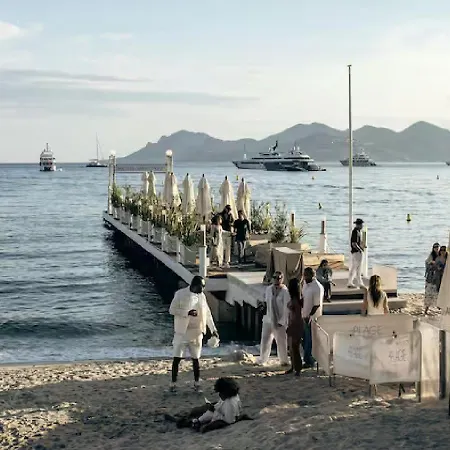 Daire Magnifique 2 Pieces Au Suquet Cannes